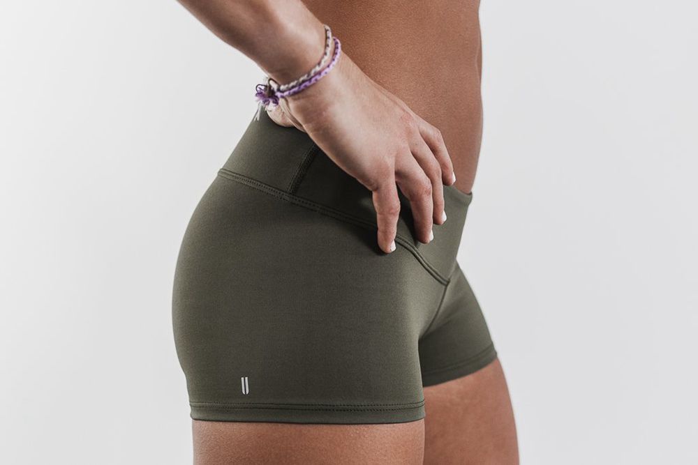 Shorts NOBULL Femme Vert - NOBULL 2",France (6718-BJLGH)